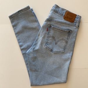 Levi’s Wedgie Jeans